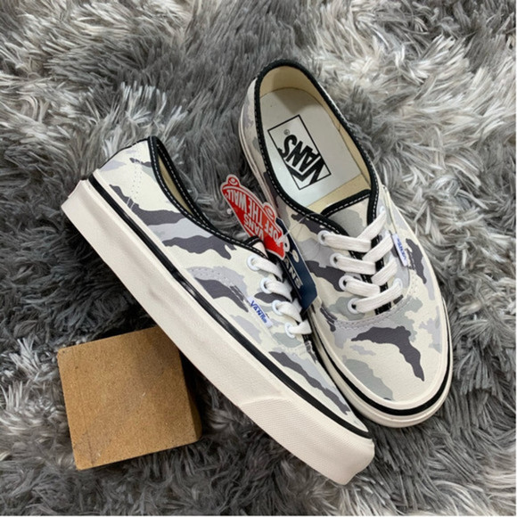 Vans Shoes - Vans Authentic 44 Dx shoe